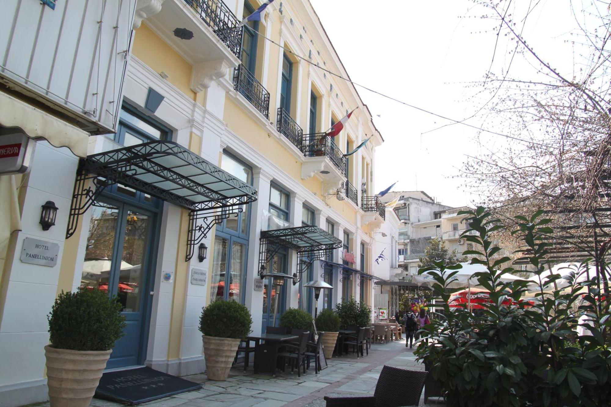 Hotel Panellinion Трикала Экстерьер фото
